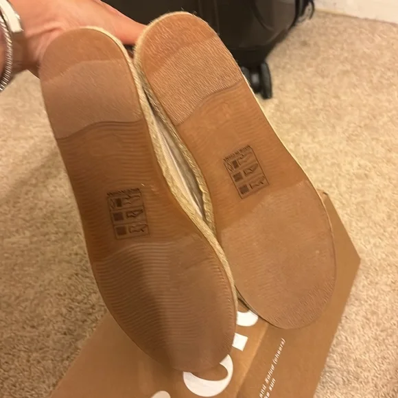 NWT Soludos Piping Smoking Espadrille. Box included - Picture 6 of 7